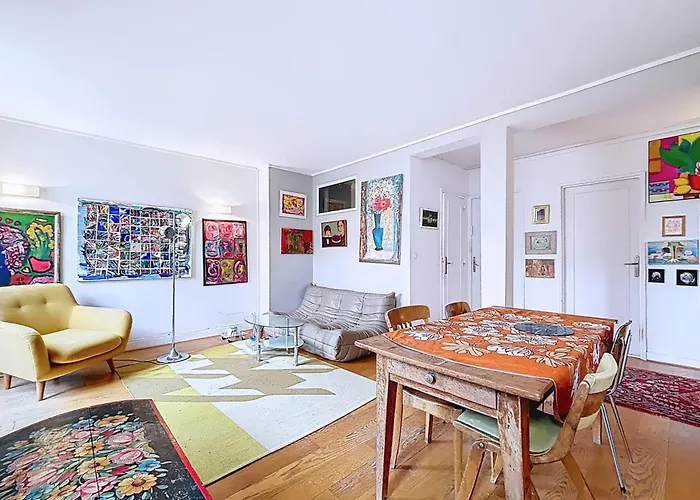 Апартаменты Charming Near Batignolles