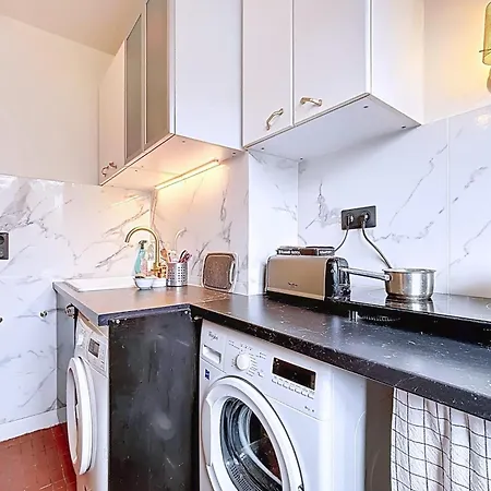 Charming Near Batignolles