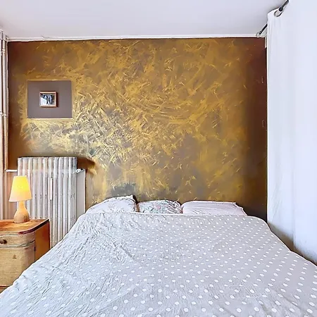 Charming Near Batignolles Paris